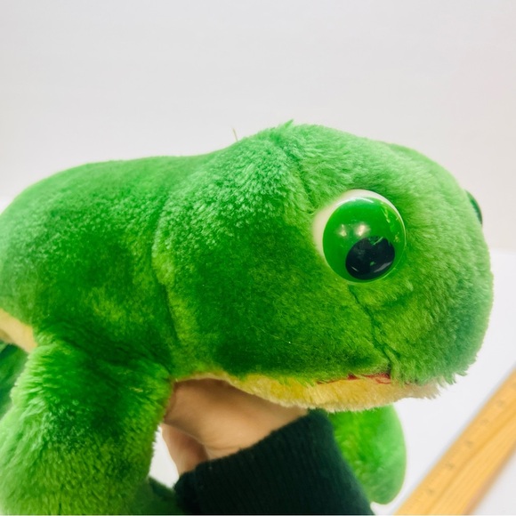 vintage green frog 80s croaking frog made in korea 11 inch - Picture 12 of 13